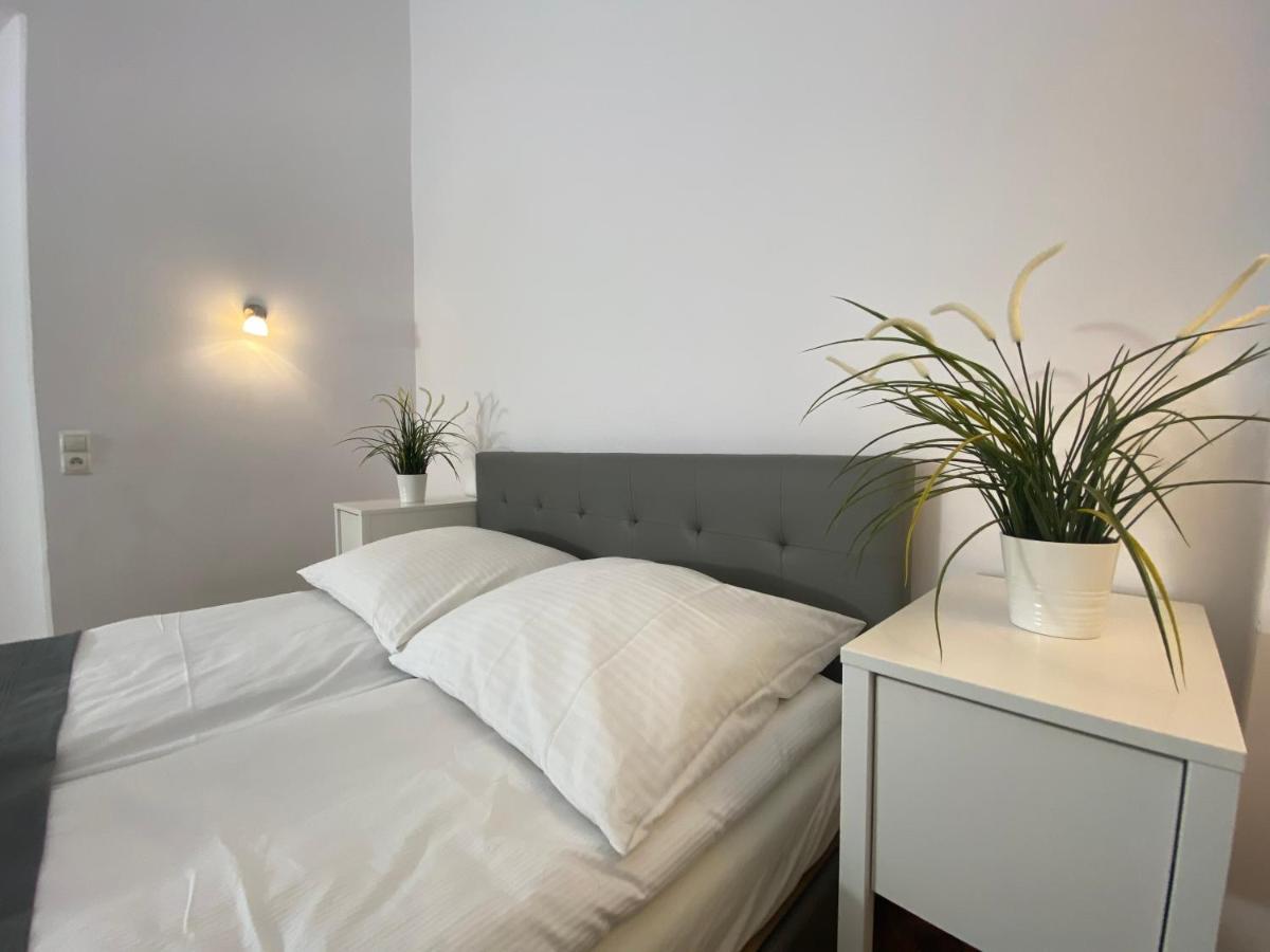 Apartment P&j Sw. Krzyza Krakau